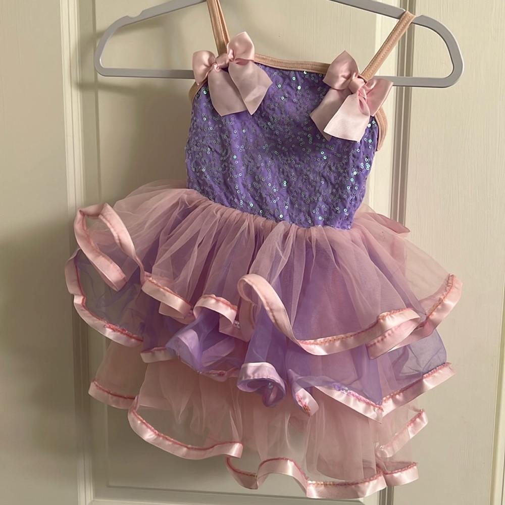 Wiseman dance costume size SC great for play, dress up bows are a little dirty
